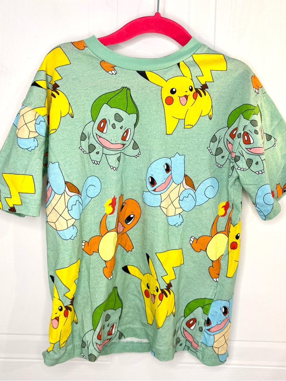 H&M Pokemon Pikachu Charmander Squirtle Bulbasaur All Over Print Tee Tshirt 4-6Y